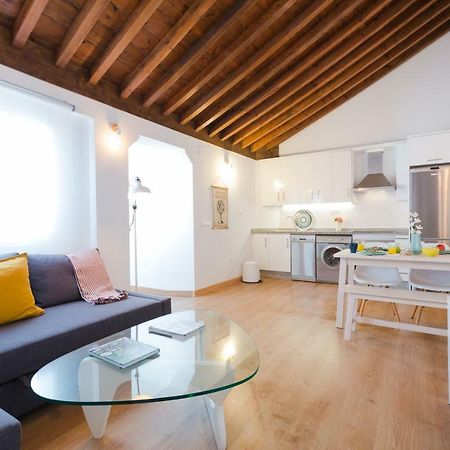 Hola Malaga Centro Apartment ภายนอก รูปภาพ