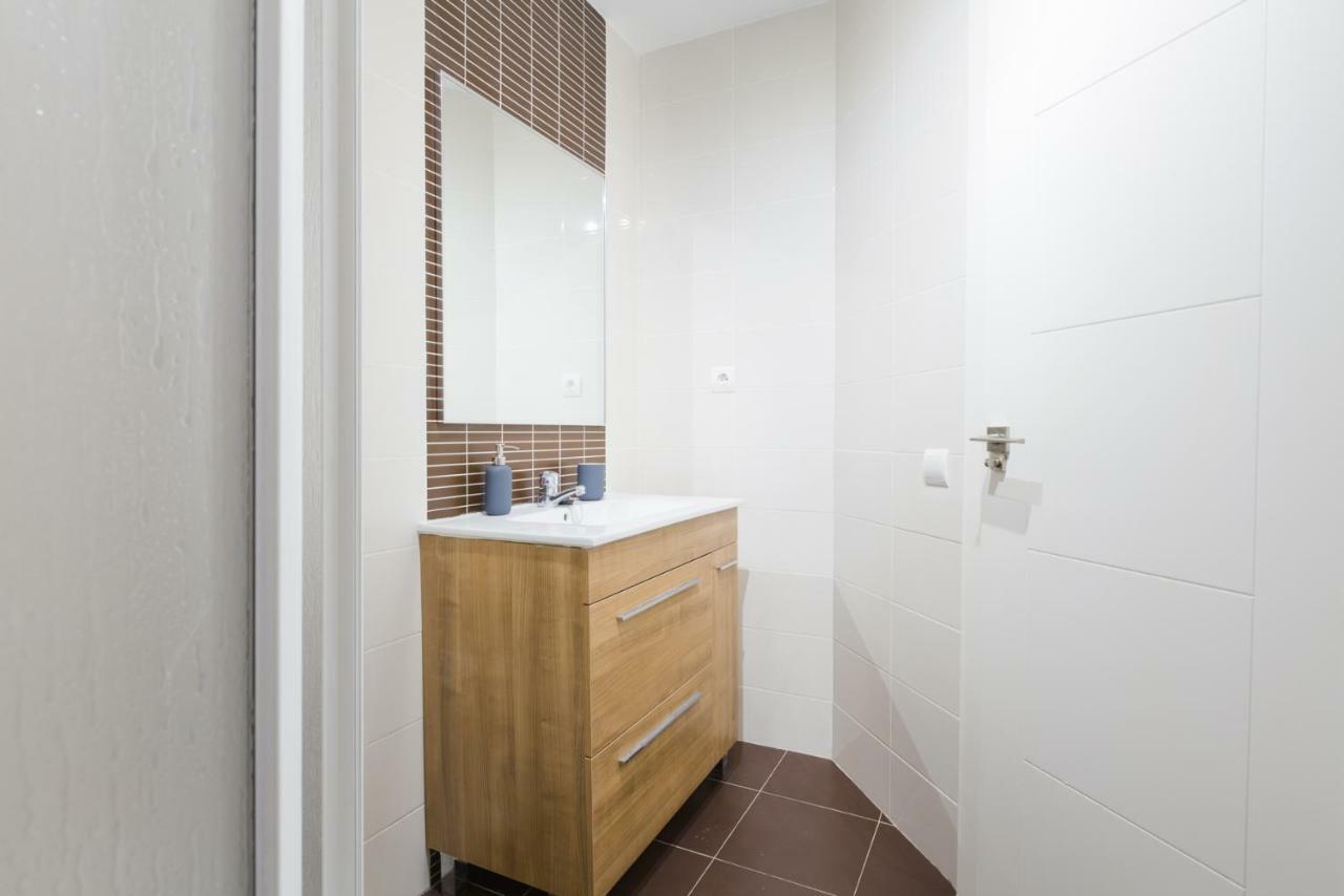 Hola Malaga Centro Apartment ภายนอก รูปภาพ